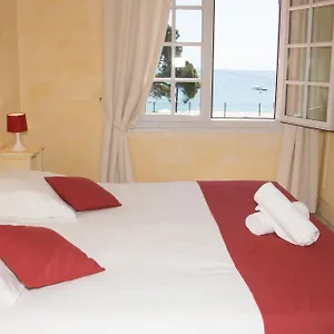 https://hotel-la-villa.fr-provencehotel.com