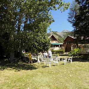 https://le-vieux-tilleul.fr-provencehotel.com